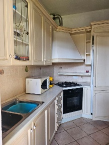 Foto Villa bifamiliare a Pietrasanta di 180 m² con 10 locali in vendita