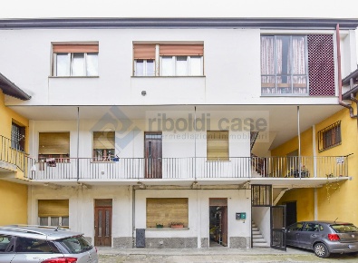 Foto Appartamento a Meda di 200 m² con 3 locali in vendita