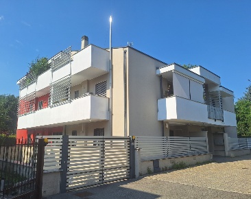 Foto Appartamento in Vicolo Amilcare Ponchielli, Gorgonzola di 140 m²
