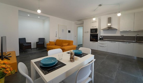 Foto Appartamento in Via Litoranea, Follonica in vendita