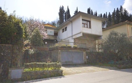Foto Villa unifamiliare in Via Molino del Piano, Pontassieve di 220 m²