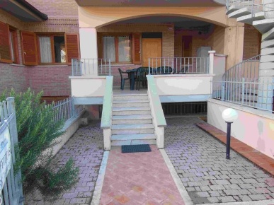 Foto Villa in Via Litoranea, Follonica in affitto