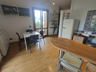 Foto Villa bifamiliare a Massarosa di 200 m² con 5 locali in vendita