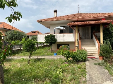 Foto Villa in Via Sessa Fasani, Sessa Aurunca in vendita