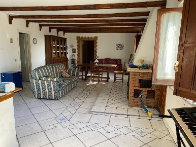 Foto Appartamento in VIA SESSA MIGNANO SAN CARLO, Sessa Aurunca di 211 m²