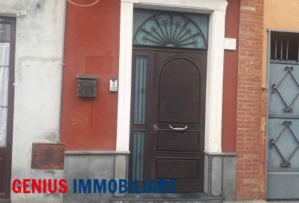 Foto Appartamento a Biancavilla di 140 m² con 6 locali in vendita