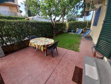 Foto Appartamento in Marina di Pietrasanta - Tonfano, Pietrasanta di 50 m²