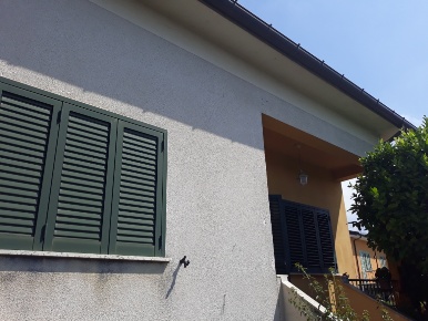 Foto Appartamento a Pietrasanta di 87 m² con 4 locali in vendita