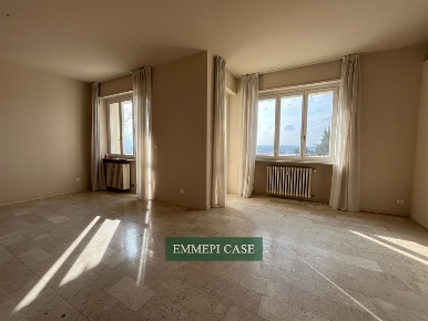 Foto Appartamento a Mondovì Piazza di 90 m² con 3 locali in vendita
