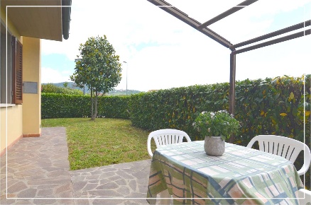 Foto Villa a schiera a Monsummano Terme di 180 m² con 6 locali in vendita