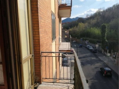 Foto Appartamento a Mercato San Severino di 155 m² con 5 locali in vendita
