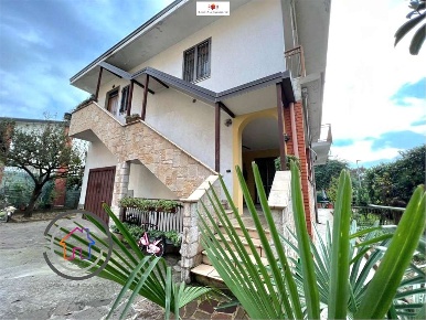 Foto Appartamento a Gorgonzola di 140 m² con 3 locali in vendita