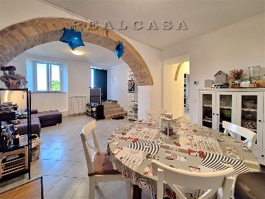 Foto Villa a schiera a Recanati di 70 m² con 3 locali in vendita