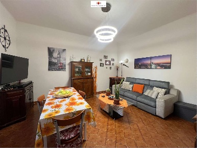 Foto Appartamento a Meda di 70 m² con 2 locali in vendita