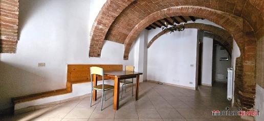 Foto Appartamento a Colle di Val d'Elsa Colle Alta, Borgo Nuovo di 82 m²