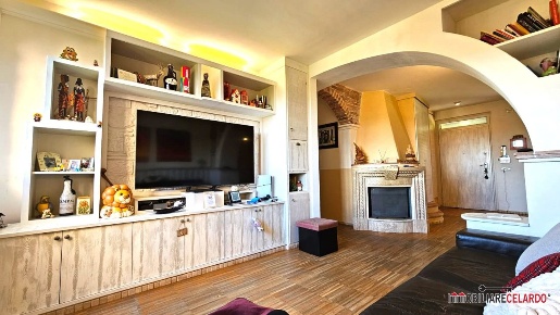 Foto Appartamento a Colle di Val d'Elsa Sant'Andrea, Le Grazie di 160 m²