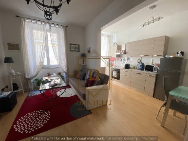 Foto Appartamento a Sarzana Centro di 75 m² con 4 locali in affitto