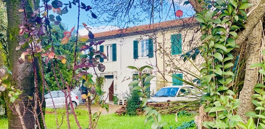 Foto Appartamento a Sarzana di 80 m² con 4 locali in vendita