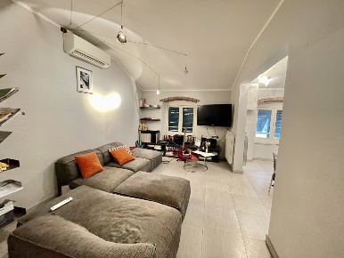 Foto Appartamento a Sarzana di 90 m² con 3 locali in vendita