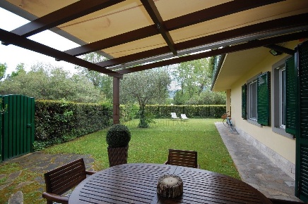 Foto Appartamento a Pietrasanta in vendita