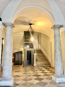 Foto Appartamento a Sarzana Centro di 109 m² con 4 locali in vendita