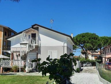 Foto Appartamento a Sarzana Sarzanello, San Lazzaro di 89 m² con 4 locali