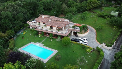 Foto Villa bifamiliare a Sarzana Bradia, Nave, San Michele di 591 m²