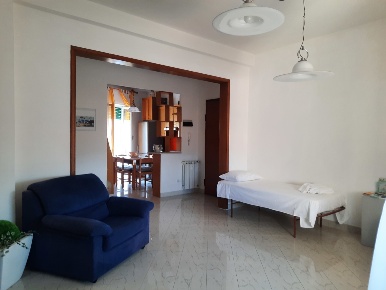 Foto Appartamento a Sarzana Centro di 90 m² con 4 locali in vendita