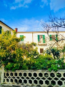Foto Appartamento in via crociata snc, Sarzana di 50 m² con 2 locali