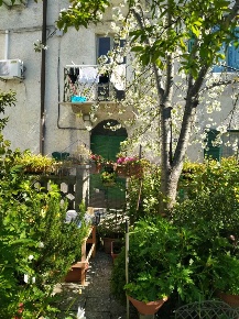 Foto Appartamento in via crociata snc, Sarzana di 50 m² con 2 locali