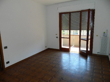 Foto Appartamento a Sarzana Trinità, Battifollo di 60 m² con 3 locali