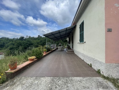 Foto Appartamento in Via Lago 37, Sarzana in vendita