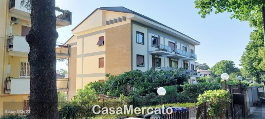 Foto Appartamento in Viale San Bartolomeo, Grottaferrata Centro di 120 m²
