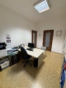Foto Appartamento a Sarzana di 170 m² con 7 locali in vendita