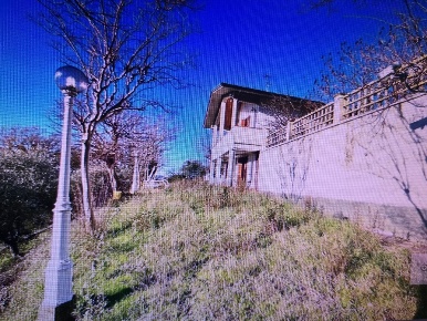 Foto Villa unifamiliare in Via Prulla 27, Sarzana di 260 m² con 6 locali