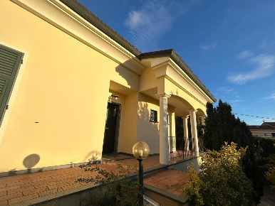 Foto Villa singola a Sarzana Bradia, Nave, San Michele di 184 m² in vendita