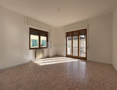 Foto Appartamento a Sarzana Centro di 110 m² con 4 locali in vendita