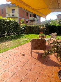Foto Villa unifamiliare a Sarzana Bradia, Nave, San Michele di 313 m²