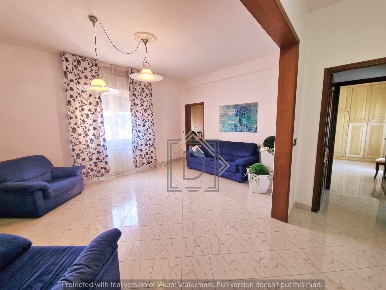 Foto Appartamento a Sarzana Centro di 90 m² con 4 locali in vendita