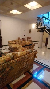 Foto Appartamento a Sarzana di 240 m² con 6 locali in vendita