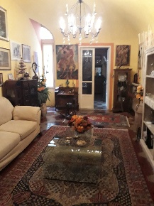 Foto Appartamento a Sarzana Centro di 154 m² con 7 locali in vendita