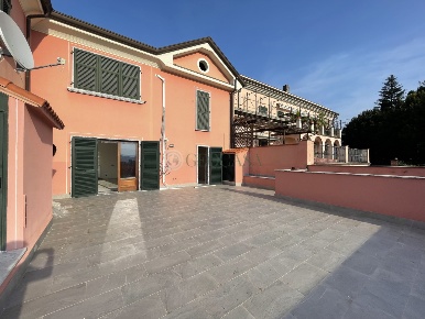 Foto Appartamento in Via Falcinello, Sarzana in vendita