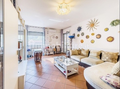Foto Appartamento a Sarzana di 90 m² con 4 locali in vendita