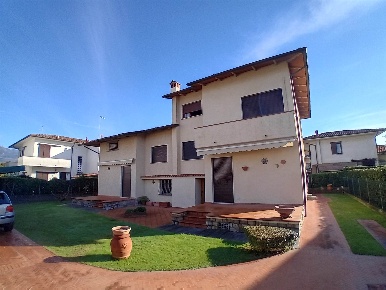 Foto Villa a Pietrasanta in vendita