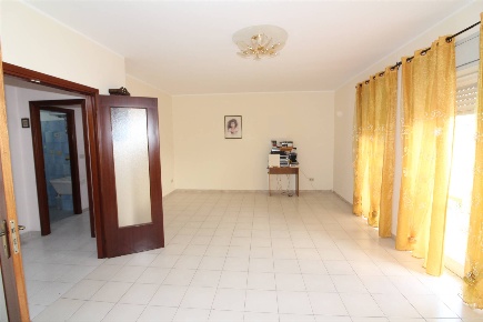 Foto Appartamento in VIA AGATOCLE, Lentini di 90 m² con 4 locali in vendita