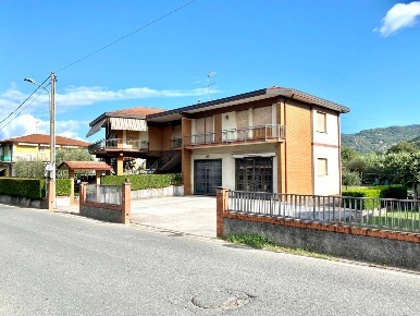 Foto Villa unifamiliare a Sarzana Olmo, Santa Caterina, Falcinello