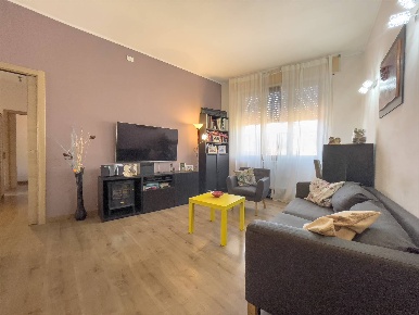 Foto Appartamento a Sarzana Trinità, Battifollo di 106 m² con 8 locali
