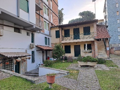 Foto Appartamento in Viale Giacomo Leopardi 15, Comacchio di 65 m²