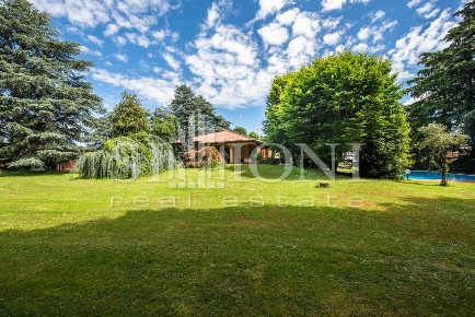 Foto Villa a Cassano Magnago in vendita