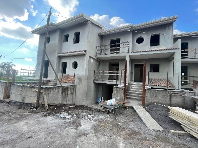 Foto Villa a schiera a San Giovanni la Punta Centro di 120 m² con 5 locali